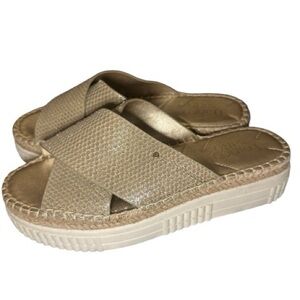 Franco Sarto Birch Gold Metallic 6.5 Snakeskin leather cross platform slide